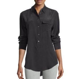 Equipment ‘Garrett’ Silk Blouse. Black. Small.